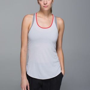 Lululemon what the sport singlet